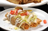 /album/no-se-te-antoja-/tacos-dorados-jpg1/